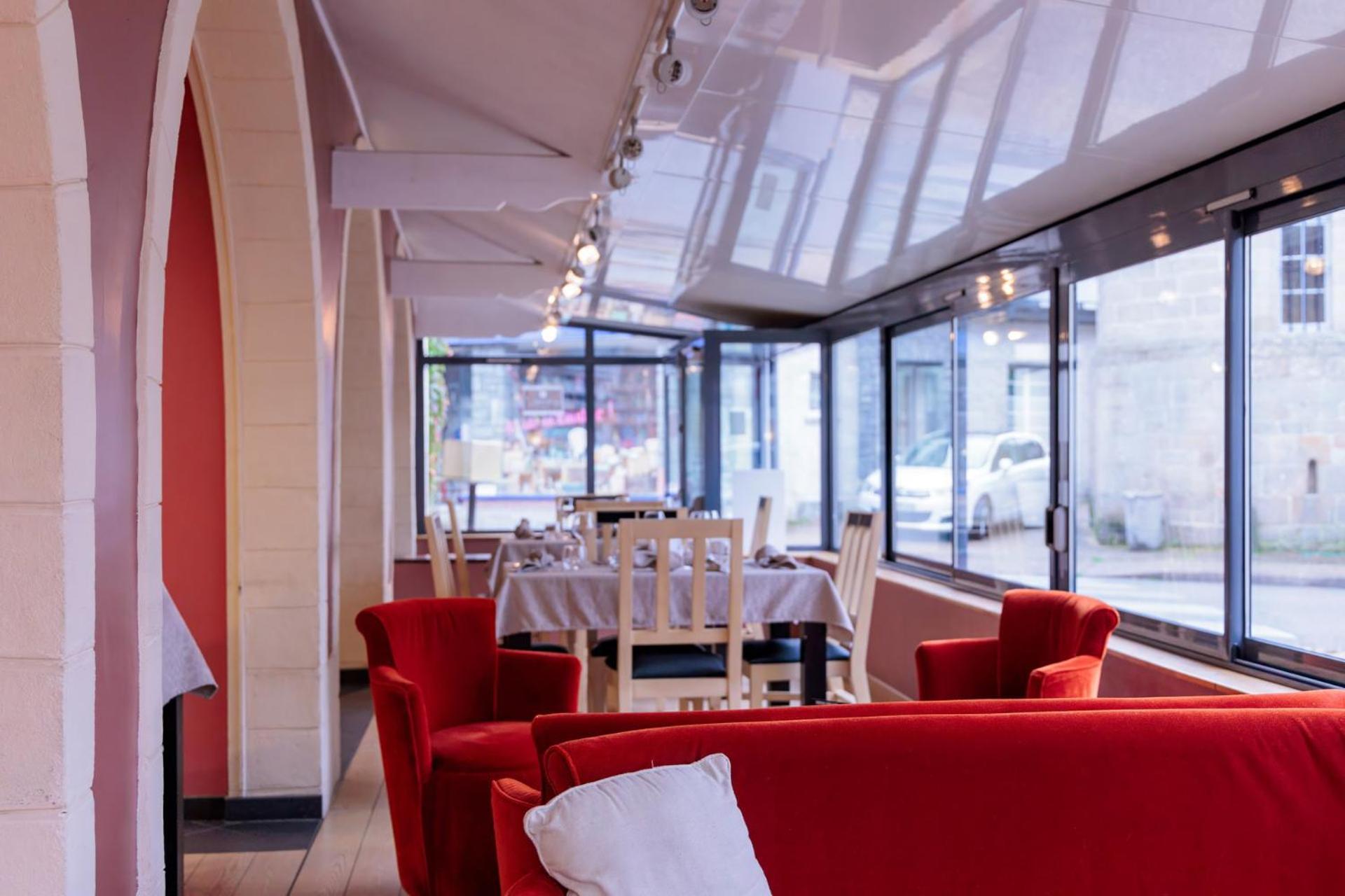 Logis Hotel Restaurant Auberge De La Xaintrie Saint-Privat  Екстер'єр фото
