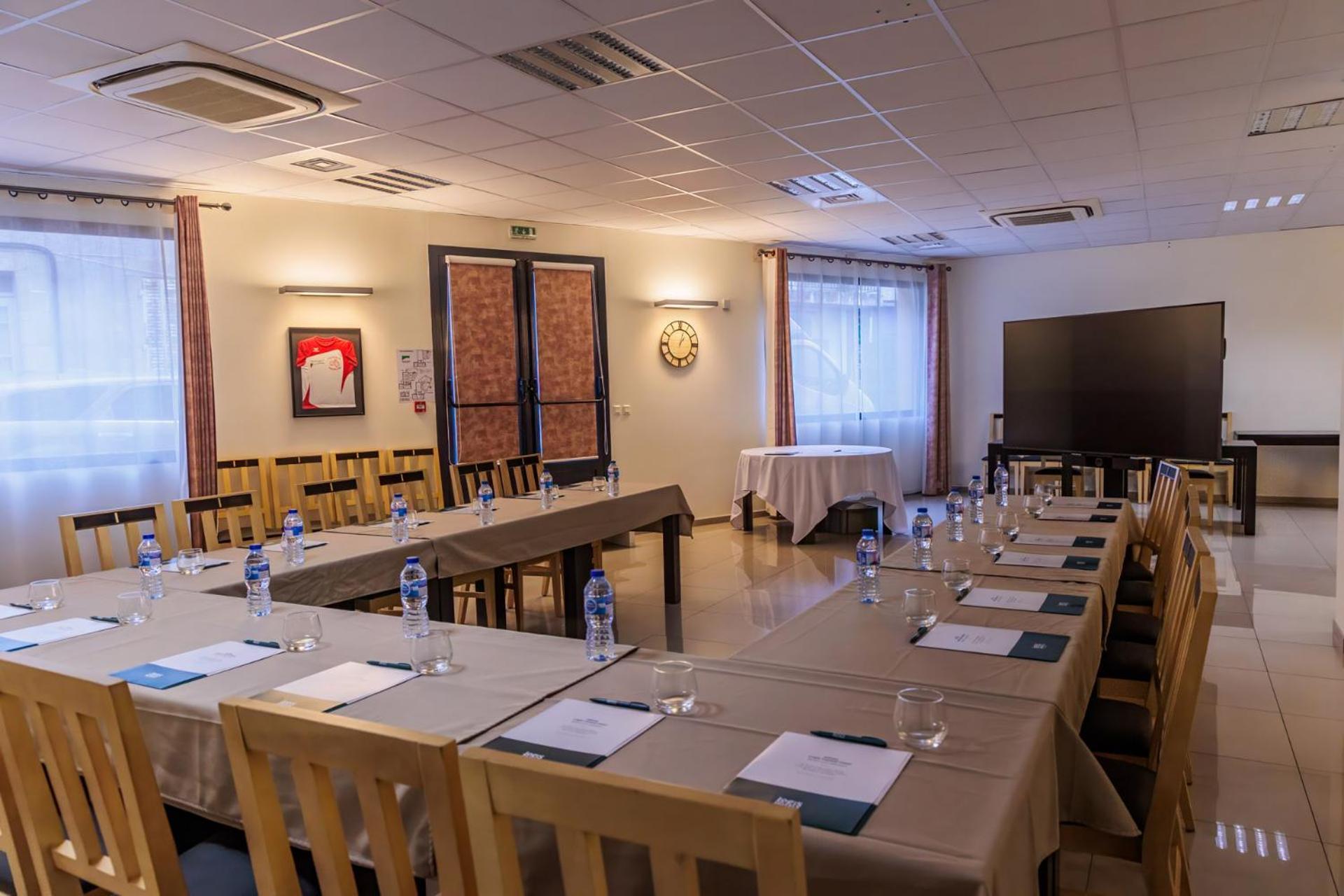 Logis Hotel Restaurant Auberge De La Xaintrie Saint-Privat  Екстер'єр фото